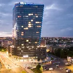 Hanza Tower High Floor Swimming Pool & Apartament *