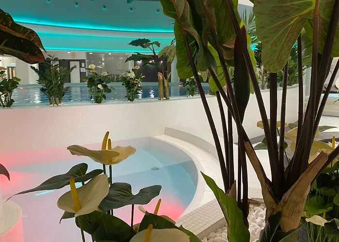 Hanza Tower High Floor Swimming Pool & Apartamento