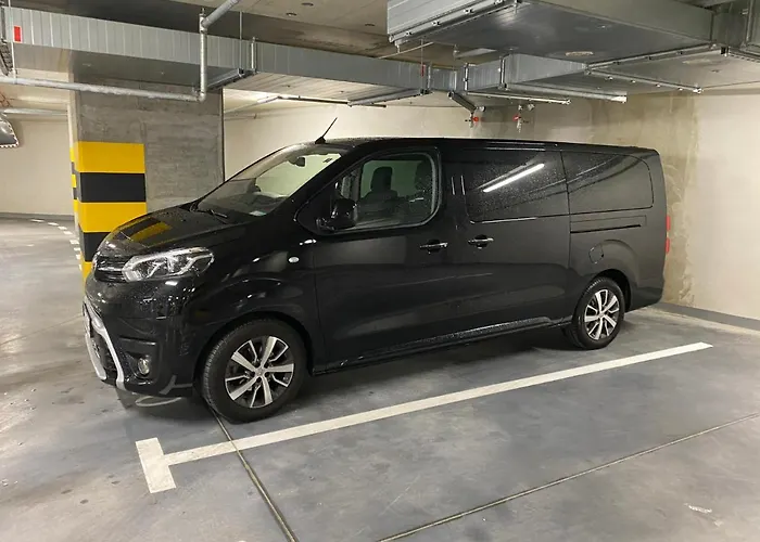 Apartamento Hanza Tower High Floor Swimming Pool &