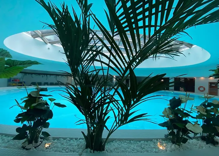 Hanza Tower High Floor Swimming Pool & Apartamento *