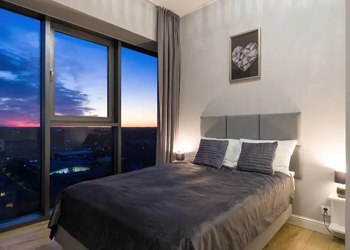 Apartamento Hanza Tower High Floor Swimming Pool &